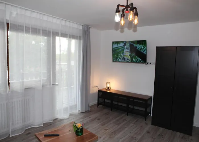 Gaestehaus Zum Rhein Rheinhausen